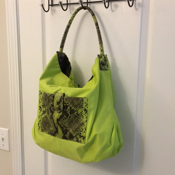 Reversible Falchi Green and Brown Bag - Picture 4 of 17